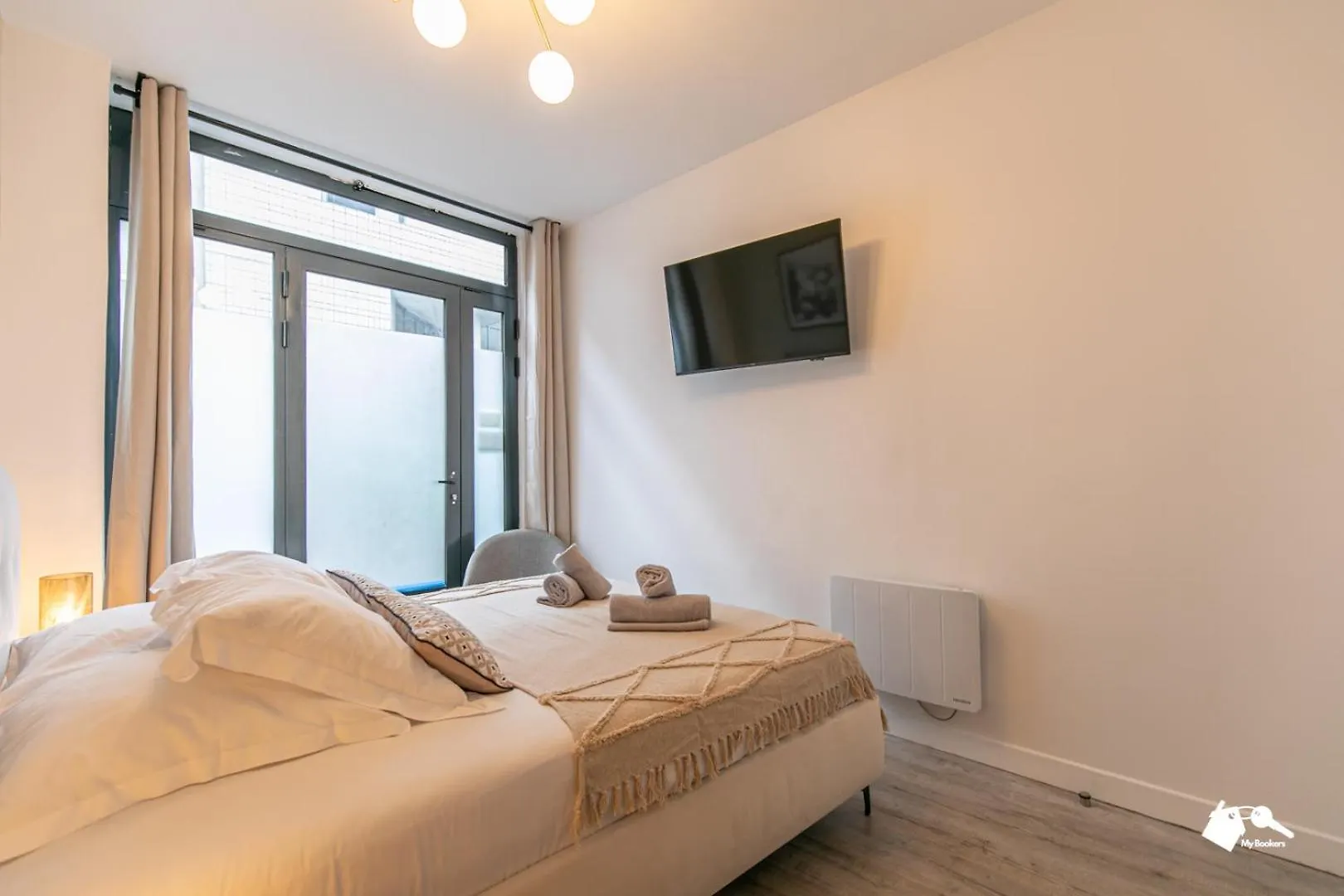Apartment Mba - Petion Splendide Paris